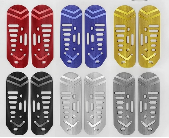 适用于深远009改装后脚踏板 电动车后踩脚踏板CNC铝合金配件